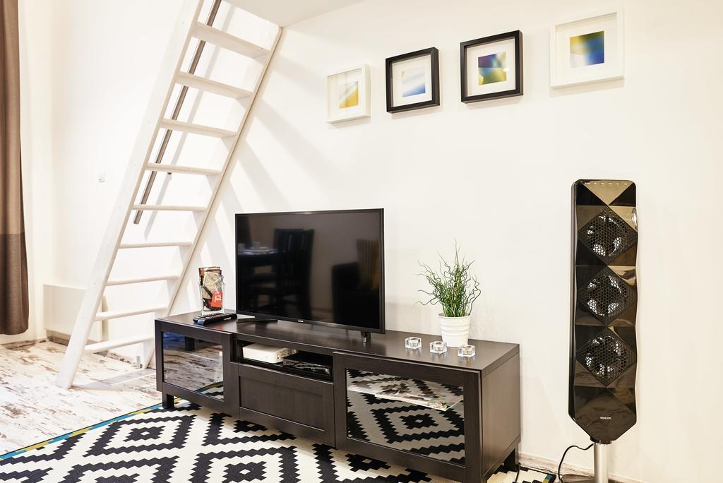 Apartment Flat At Lovolde Square *