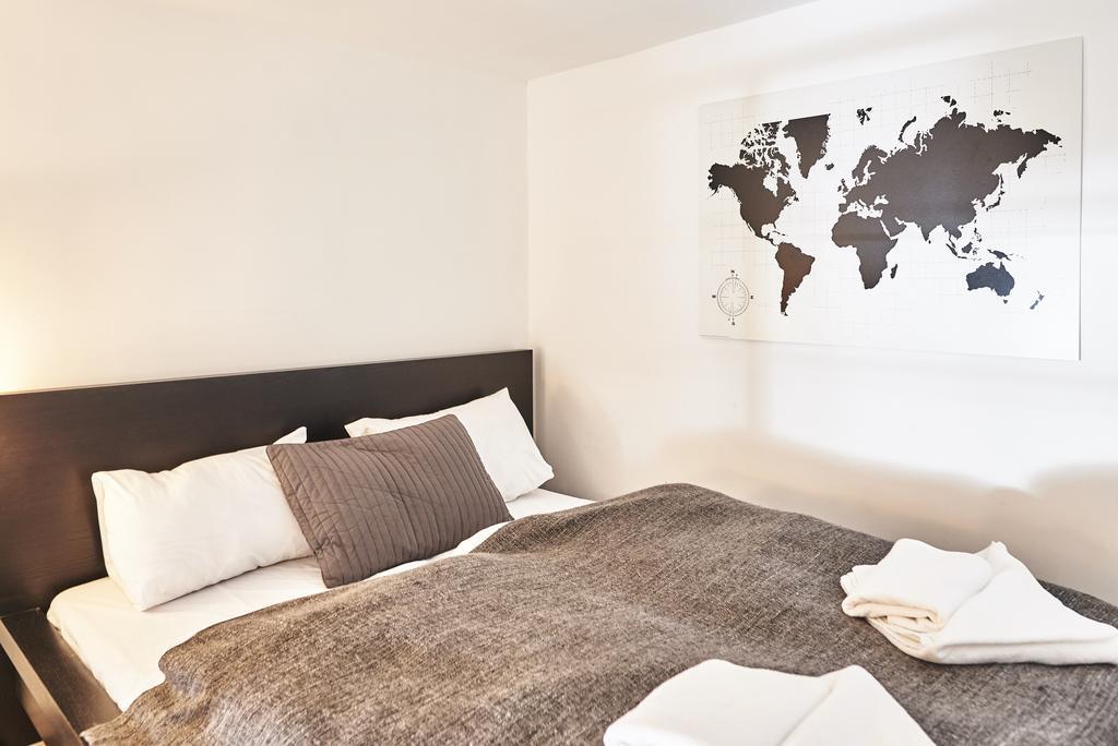 Flat At Lovolde Square Apartment *