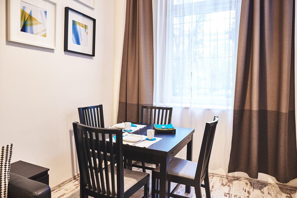 Flat At Lovolde Square Apartment Budapest