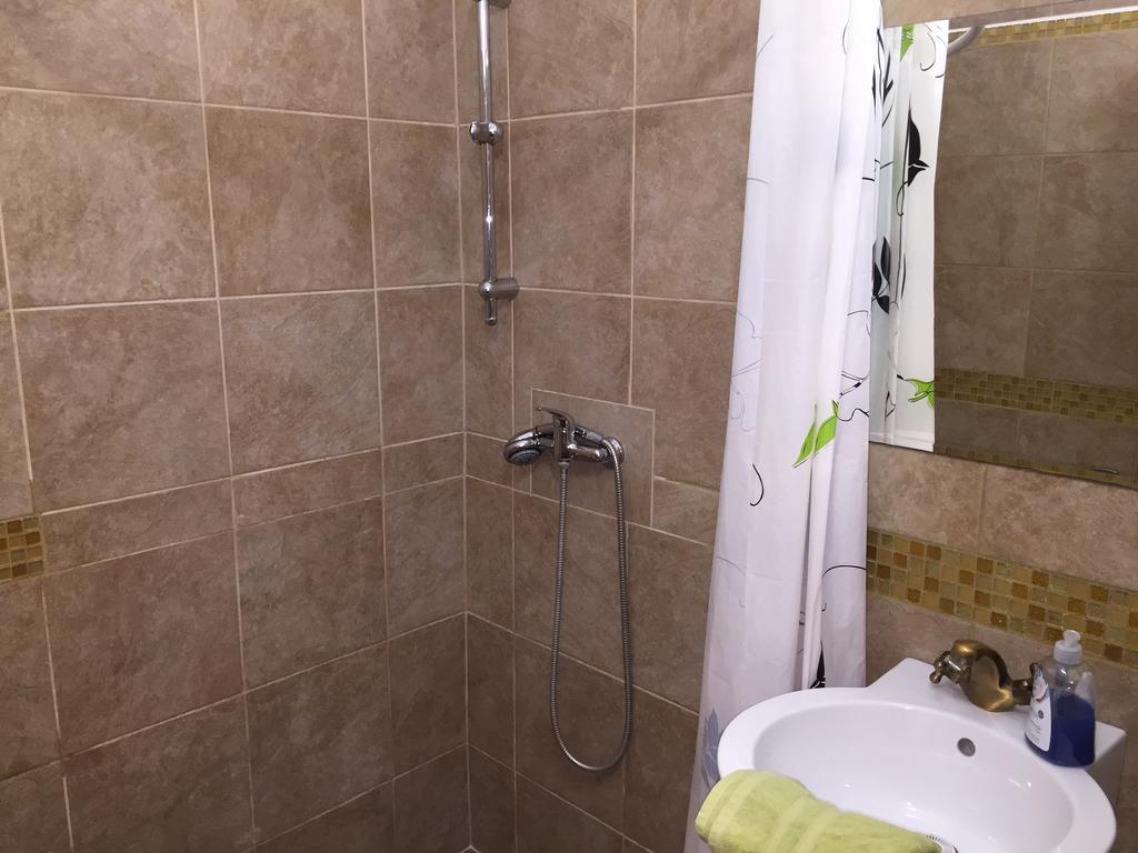 Guest house Elvis 2*