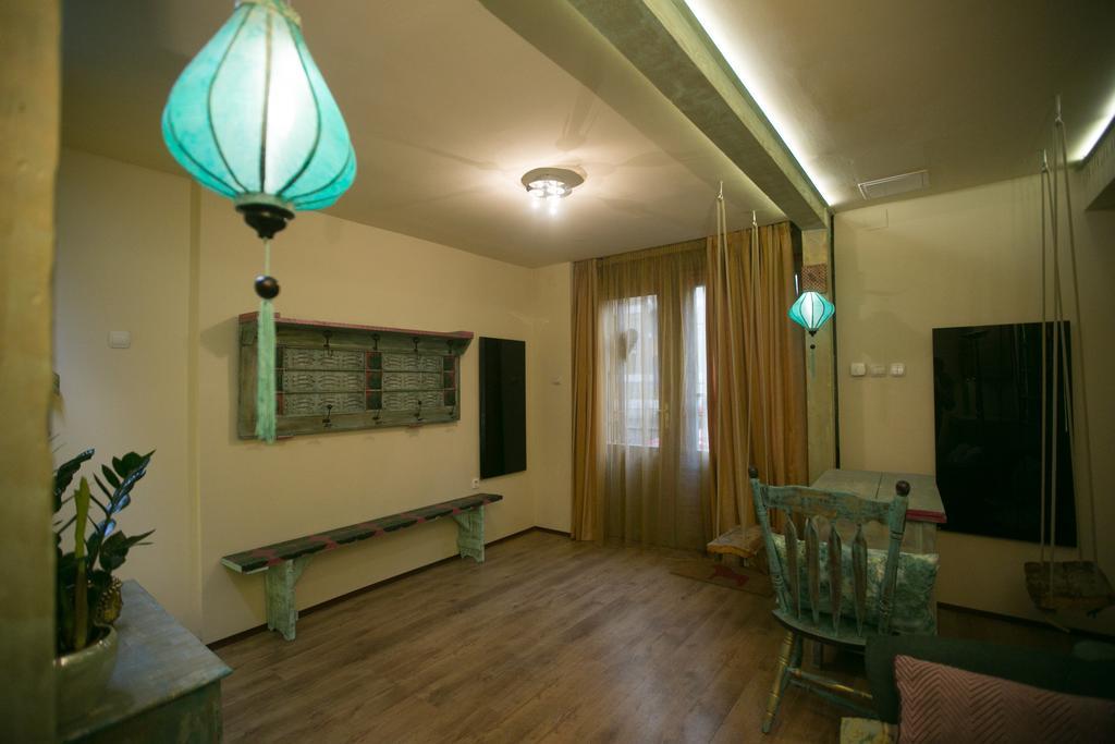 Boutique Design Studio Apartment *