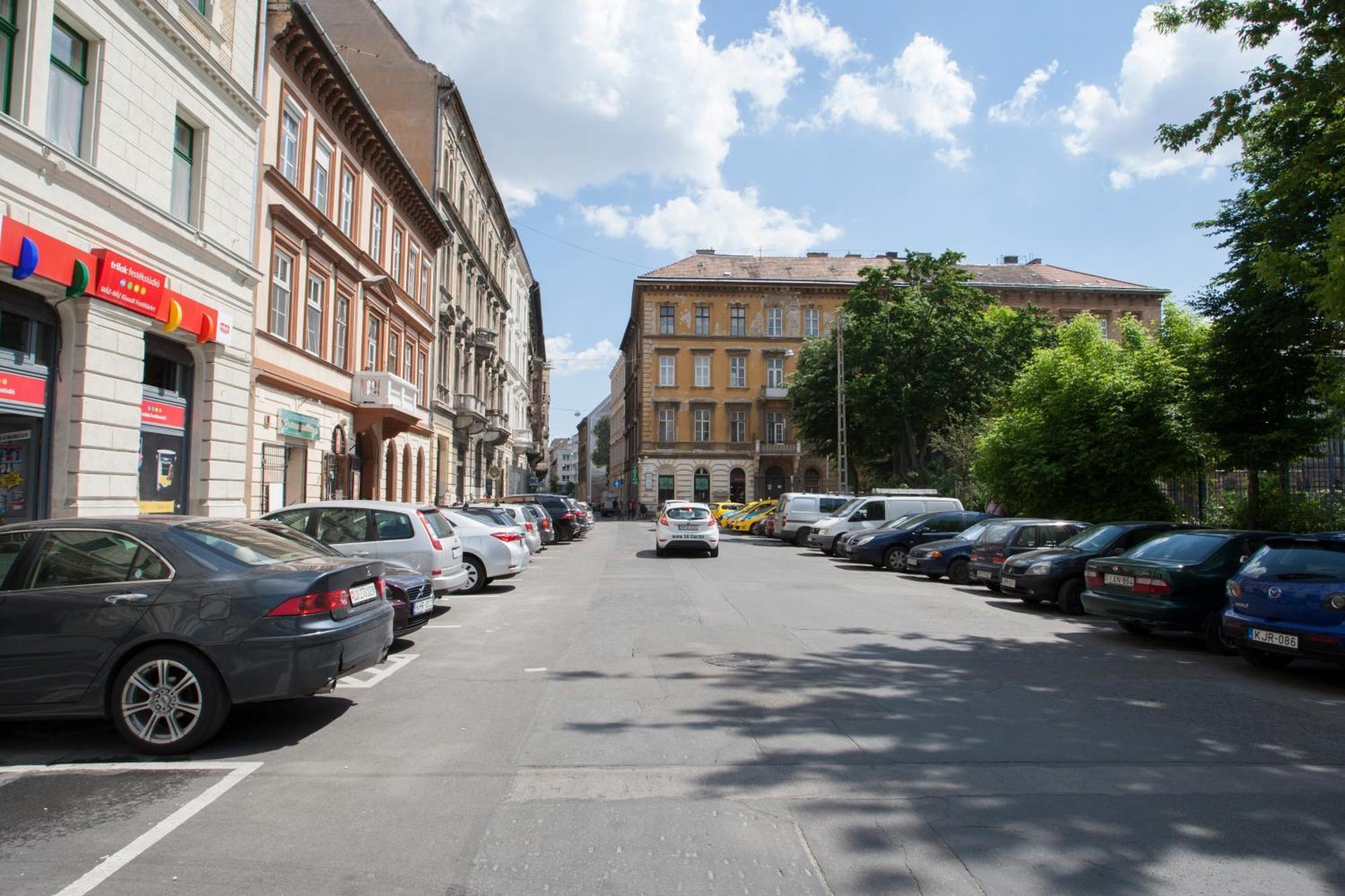 Apartamento Carolyn Apartman In The Old City *