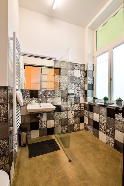 Apartment K89: Designer Studio *