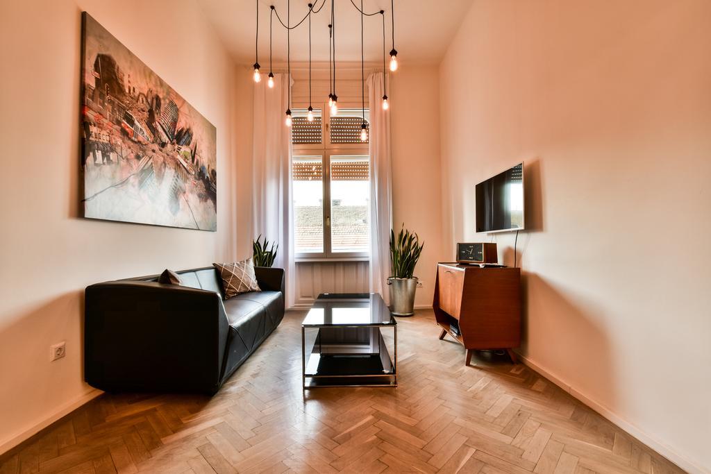 Apartment K89: Designer Studio Budapest