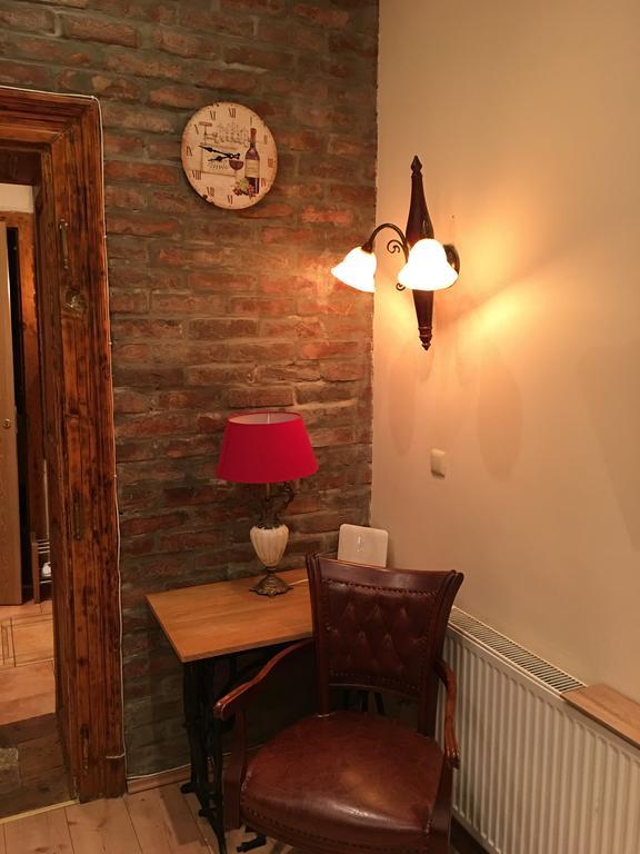 Rustic With Fireplace Appartamento