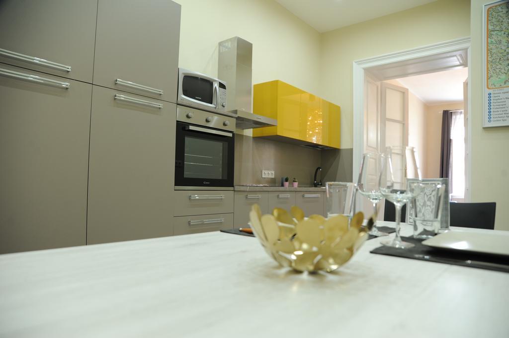 Budapesteasyflat Oktogon Lux * Budapest