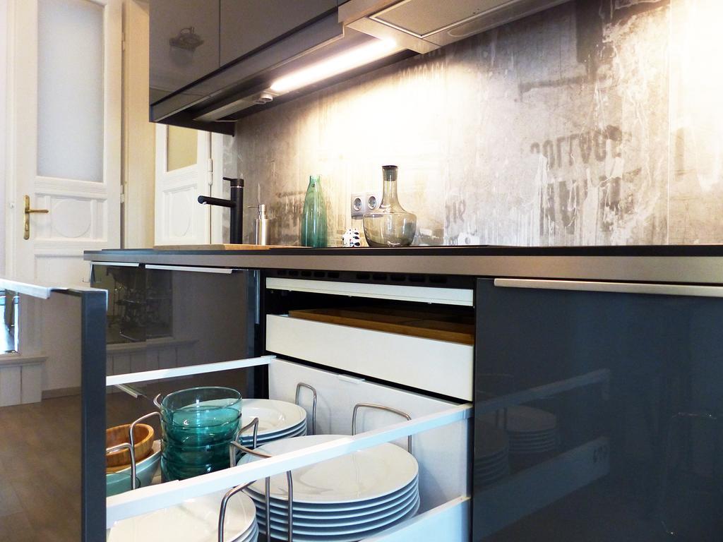 Apartamento 43 *