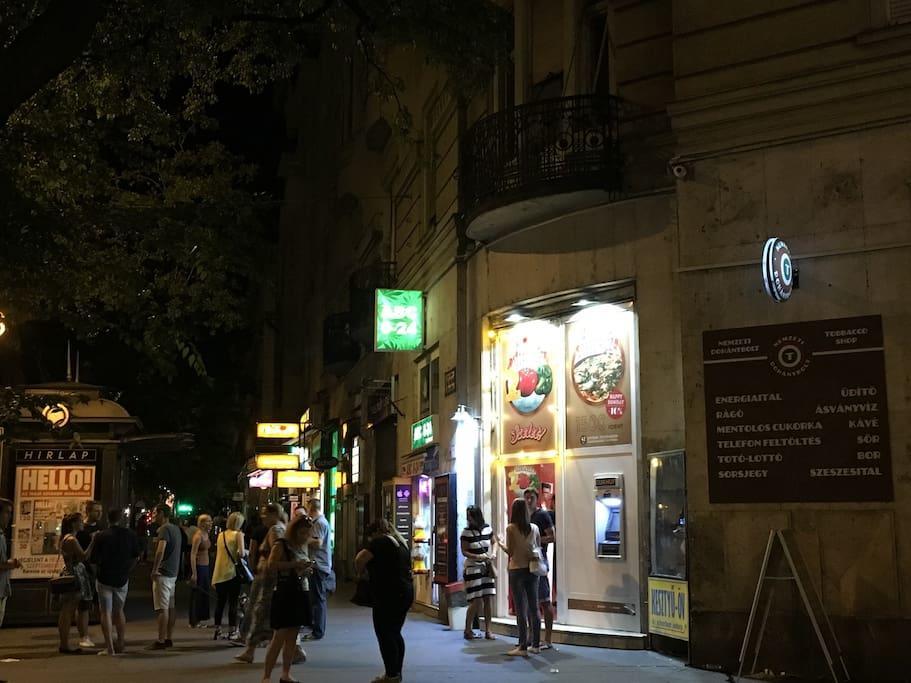 Сasa de vacaciones The Bachelor Bar - Bunker | Private Club Budapest