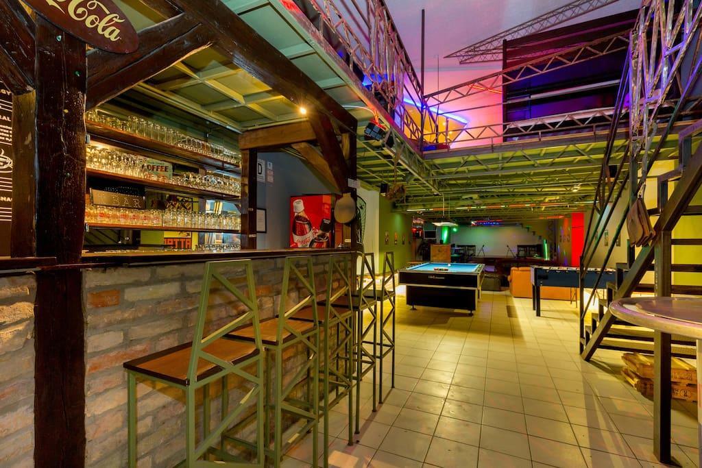 Сasa de vacaciones The Bachelor Bar - Bunker | Private Club *