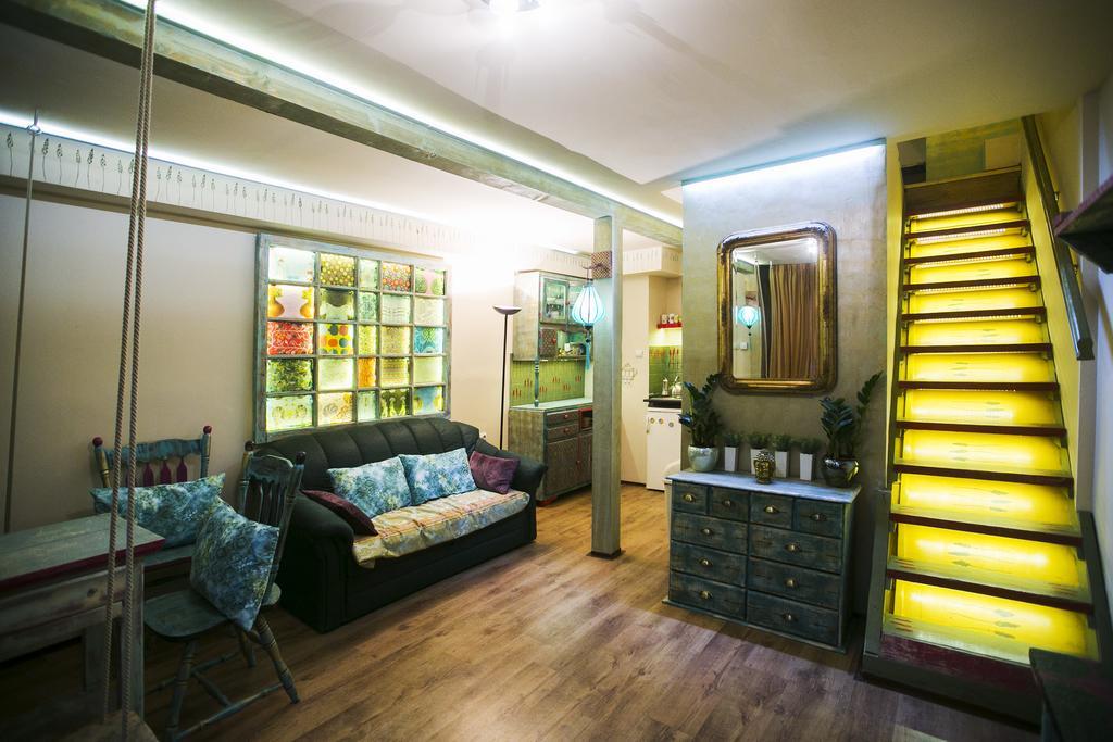 Apartment Boutique Design Studio