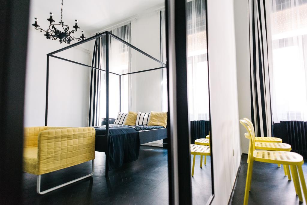 D.five Stylish On Vaci Street Apartment