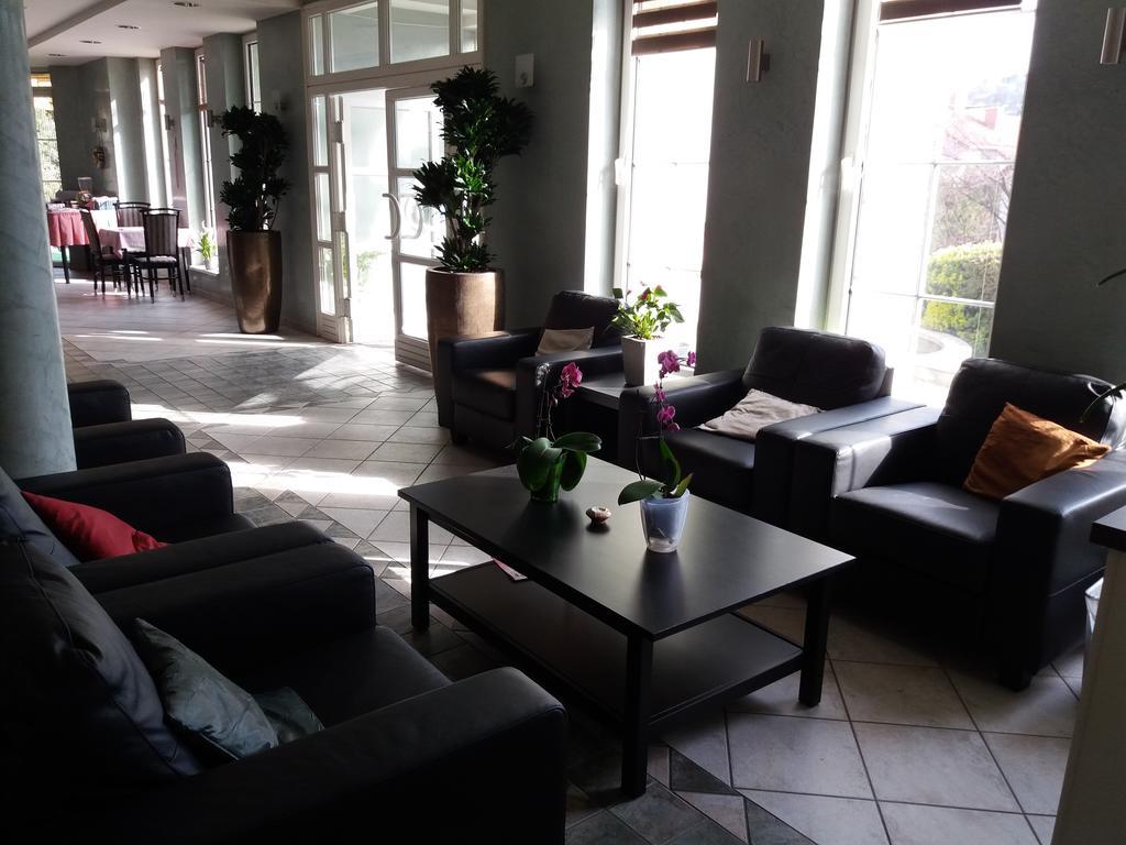 Belle Fleur Panzio Bed & Breakfast 2*