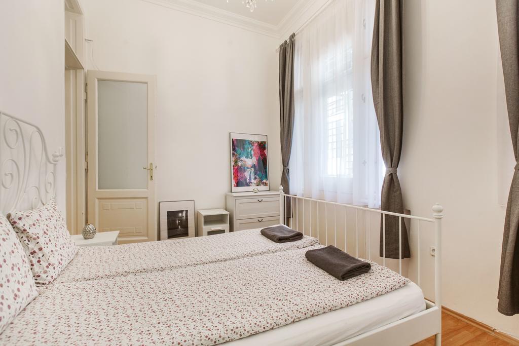 Szabadsag Ter Budapest