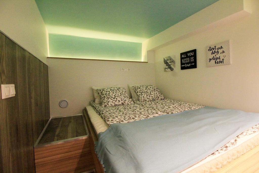 Economy Apartments *