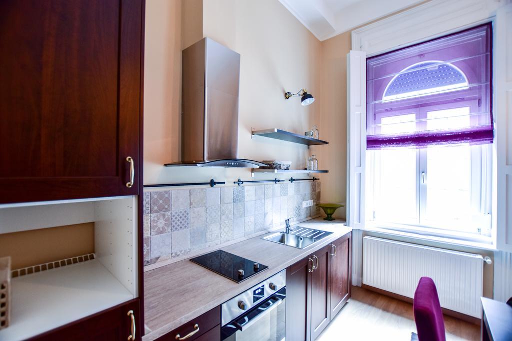 Central Studio Flats With Great Location Appartamento Budapest