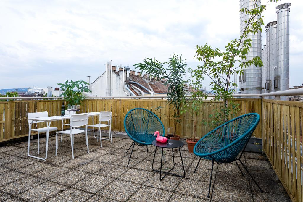 Six Seasons - Penthouse Appartamento Budapest
