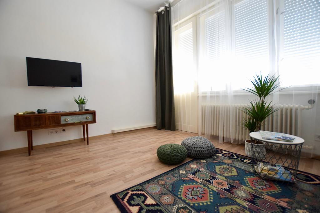 Standard By Hi5 - Fejer Gyorgy St Boedapest