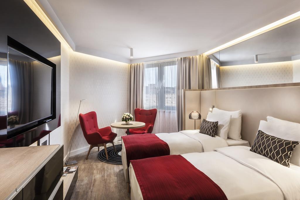 Radisson Blu Béke Hotel, 4*