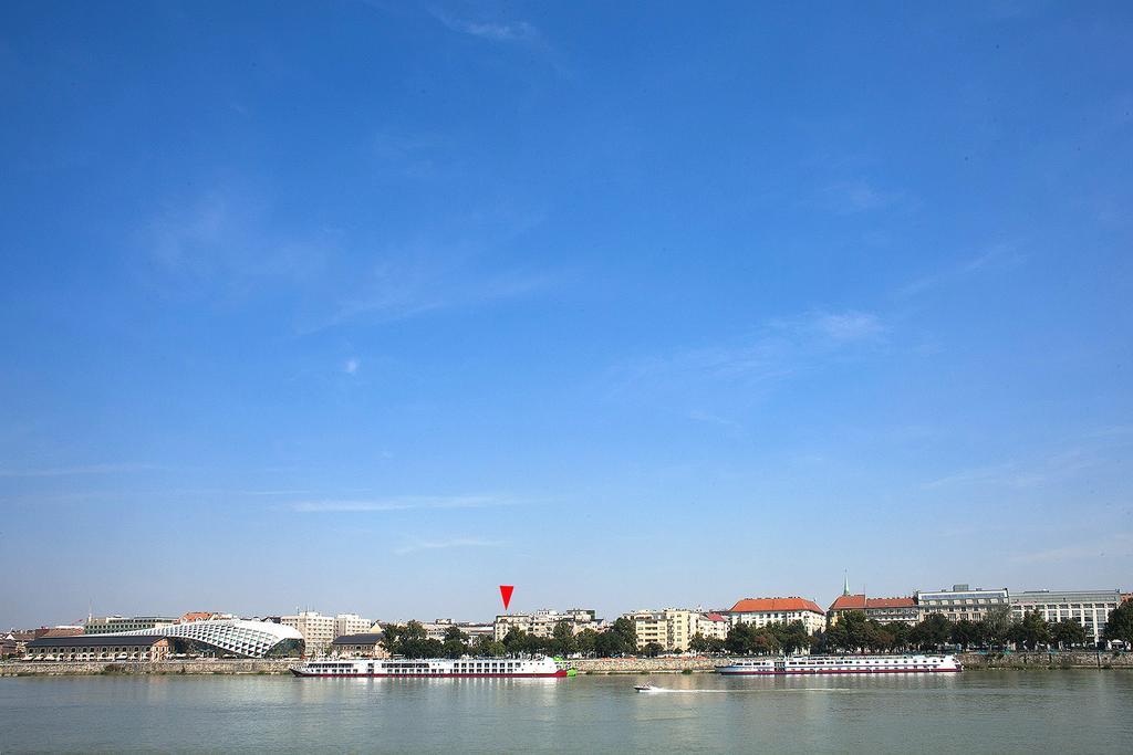 Riverside Panorama *