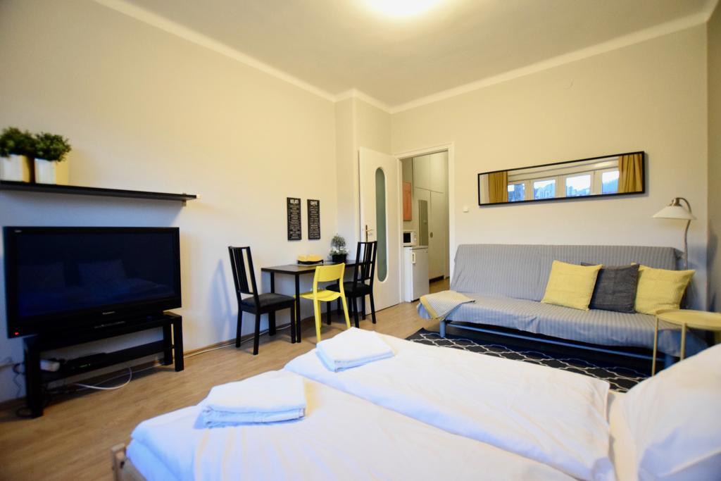 Budget By Hi5 - Vaci Street 44 Lägenhet Budapest