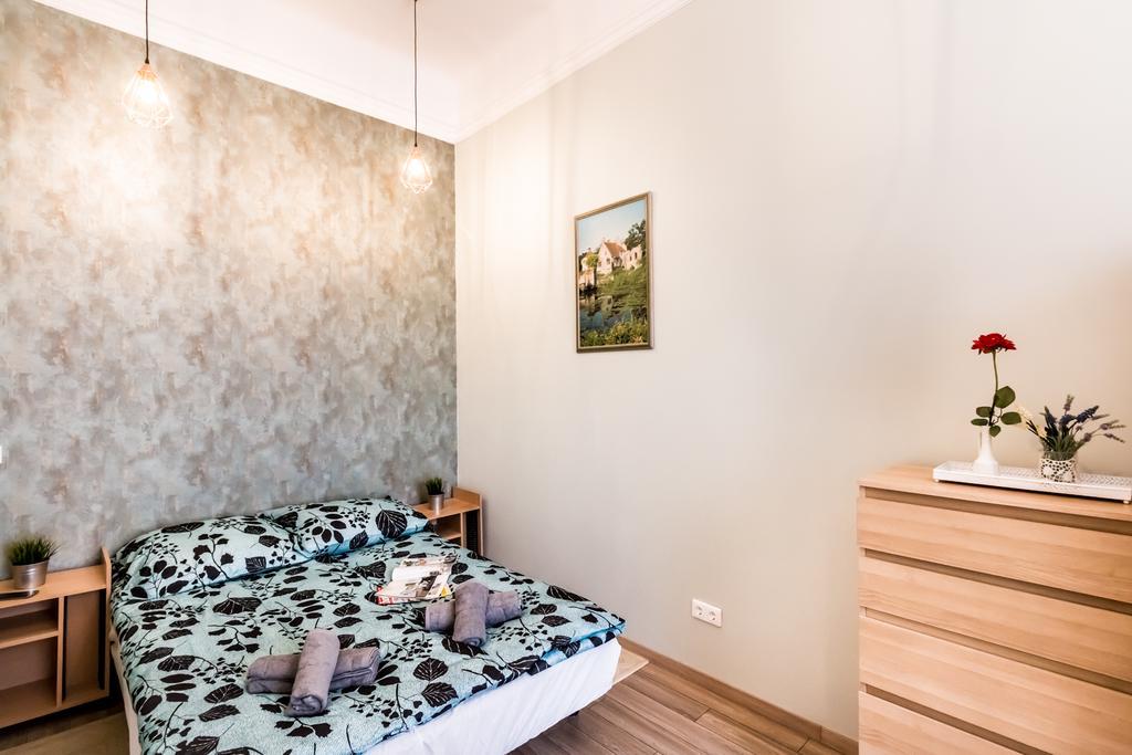 Bpr D8 Premier * Budapest