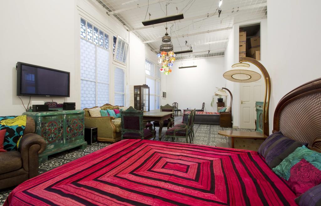 Apartment Art Studio *