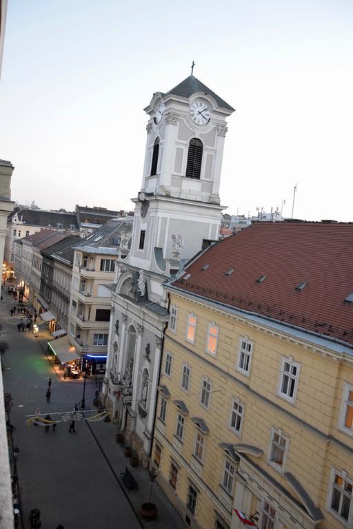 Budget By Hi5 - Vaci Street 44 Lägenhet Budapest