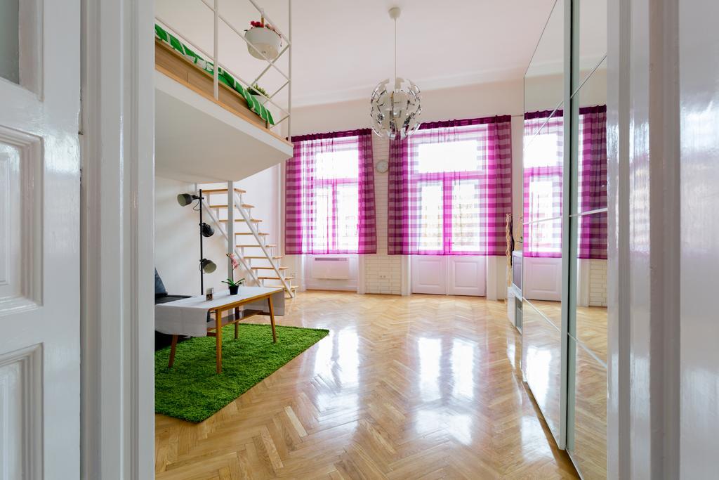Appartamento F4 Fiumei Budapest