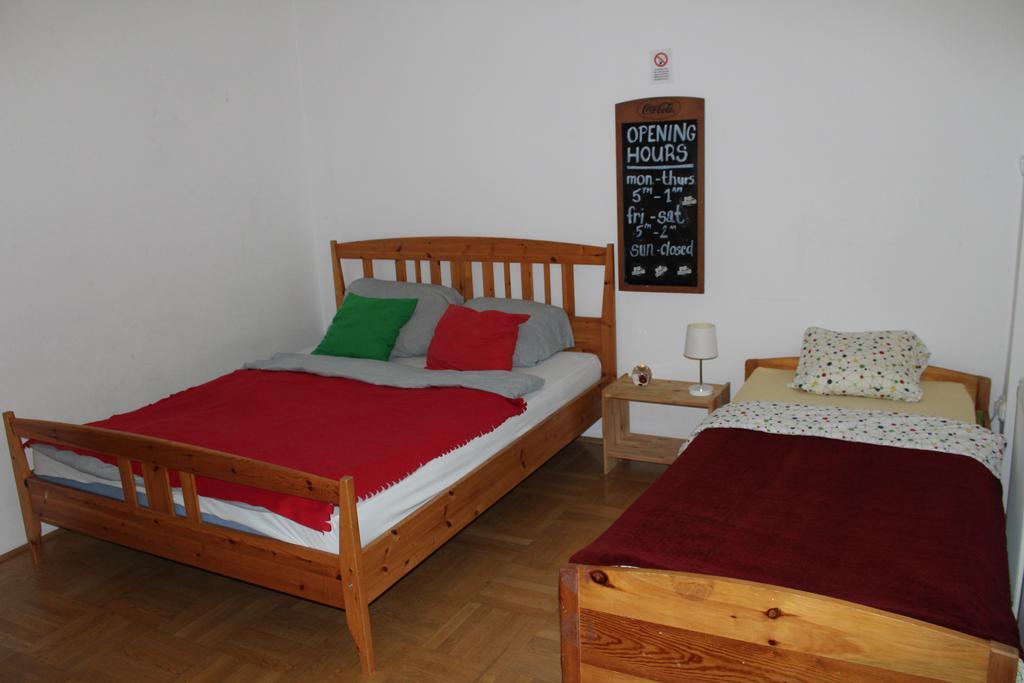 Kiona Budapest