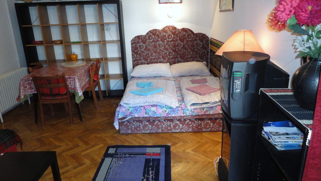 Garibaldi 5 & Apartment Budapest