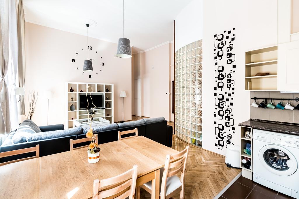 Bpr Koenig Design Lägenhet Budapest
