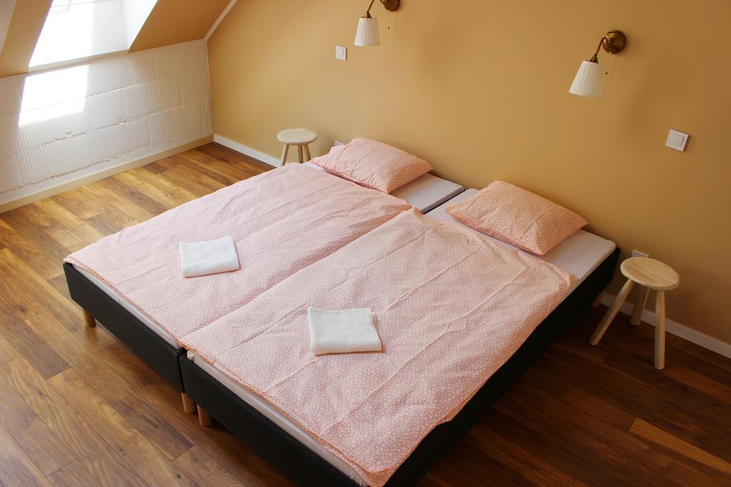 Upartments