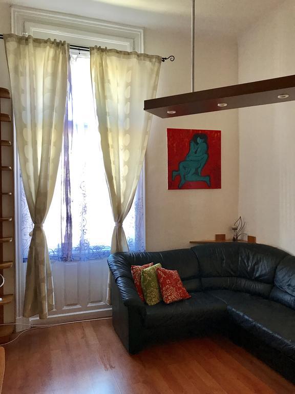 Lux Apartman *