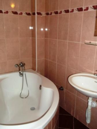 Westend & Courtyard Apartment *