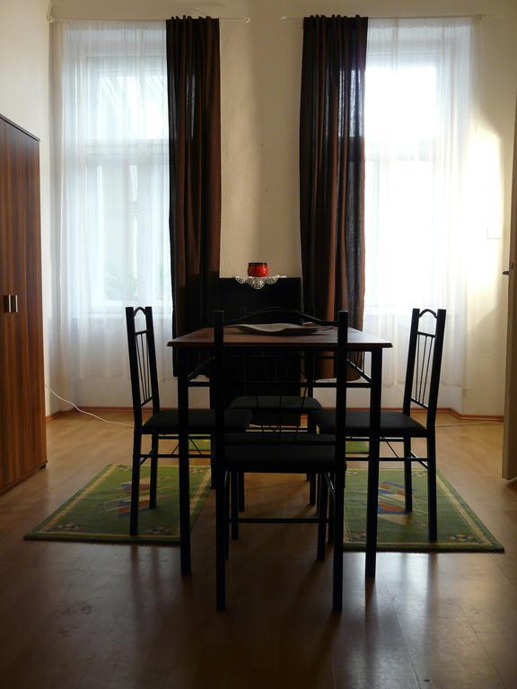 Apartment Westend & Courtyard Budapest