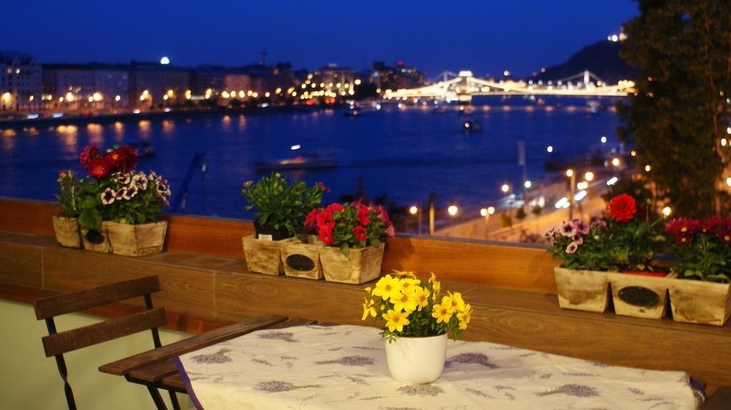 Danube Pearl Boutique *