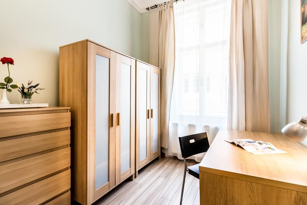 Bpr D8 Premier Apartment