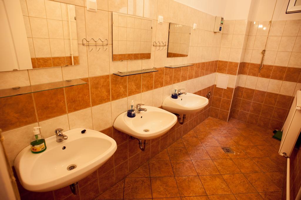 Hostel City Westend *
