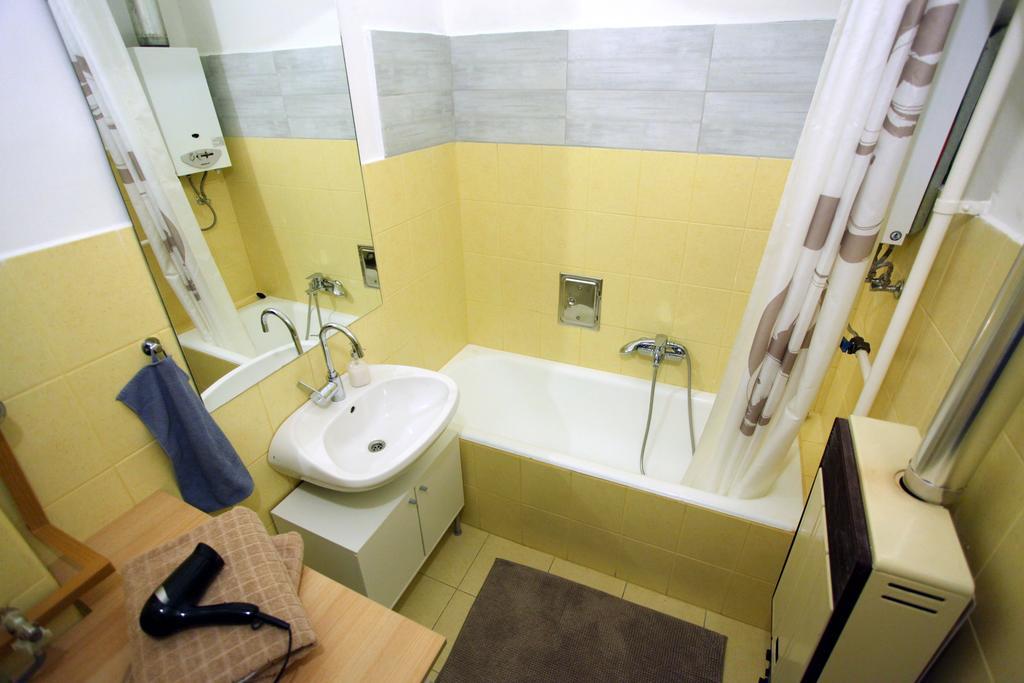 City Rooms Hostel