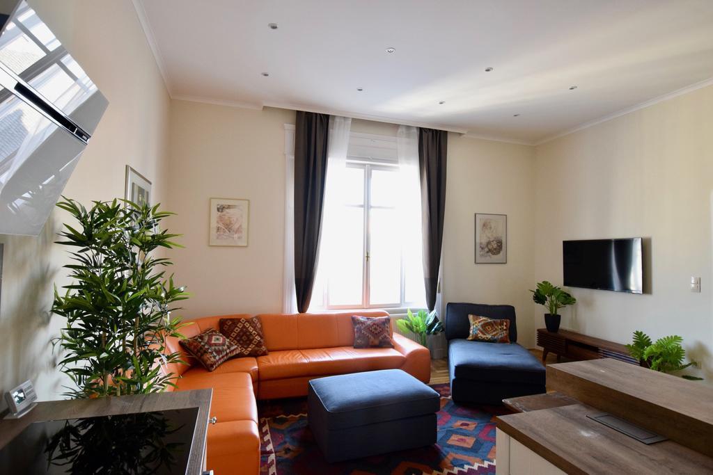 Luxury By Hi5 - Király Street Apartamento *