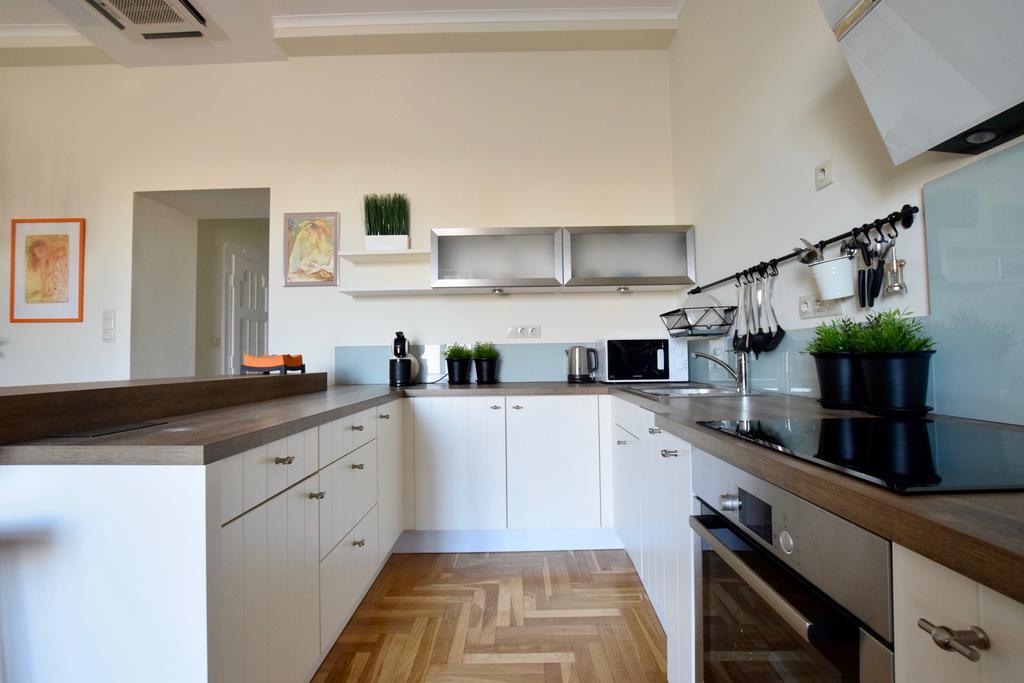 Luxury By Hi5 - Király Street Apartamento