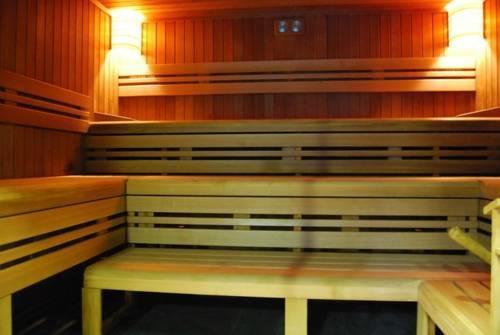 Gardens & Wellness 4* Budapest