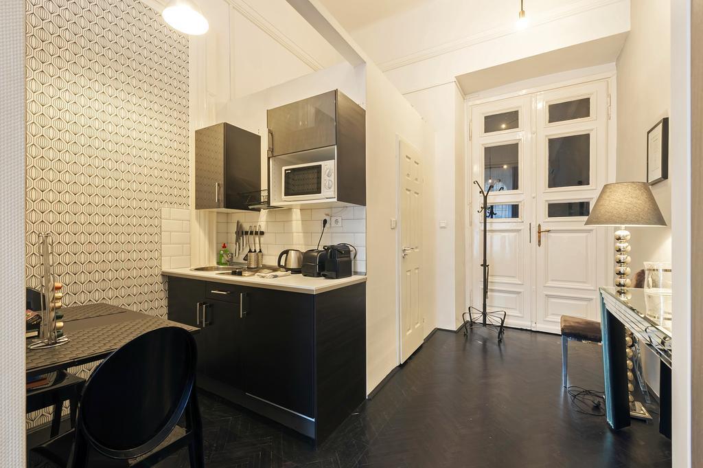 Play Apartamento Budapest