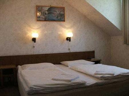 Sas Club Hotel 3*