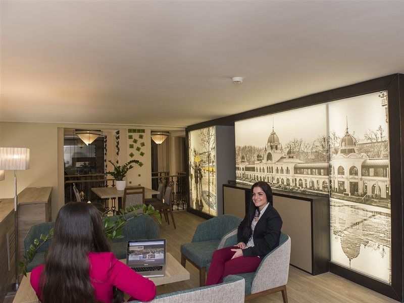 Three Corners Art Hotel 3*