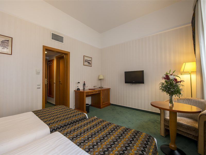Three Corners Art Hotel