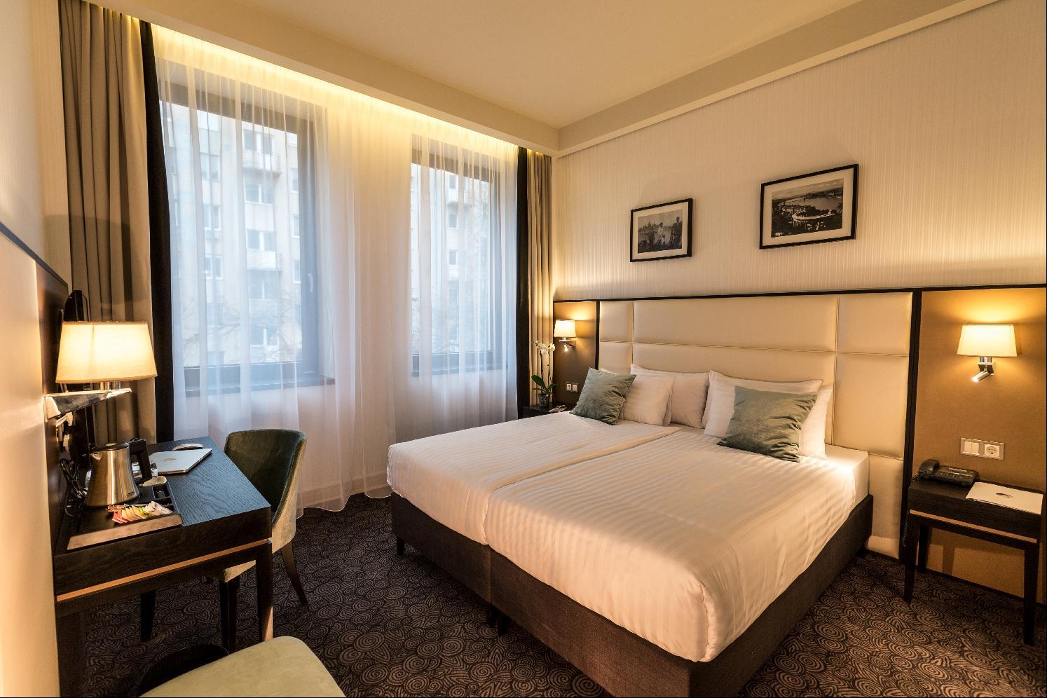 Hotel Eurostars Danube 4*
