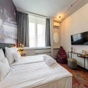 Three Corners Anna Hotel