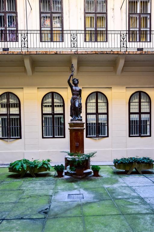 Appartamento Luxurious 2-bedroom Budapest