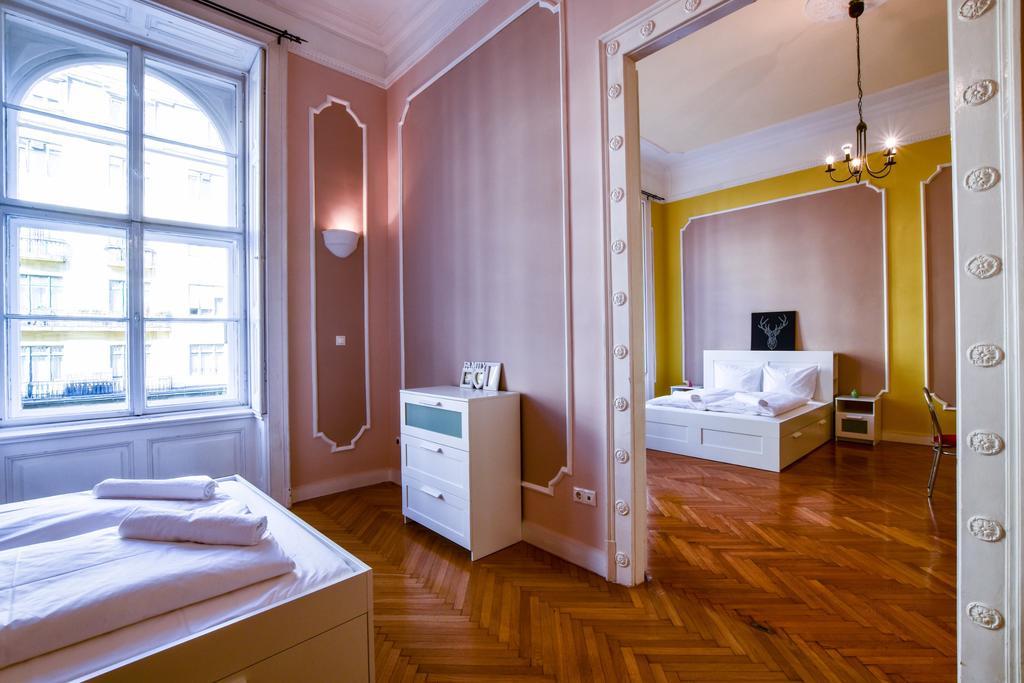 Luxurious 2-bedroom Appartamento Budapest